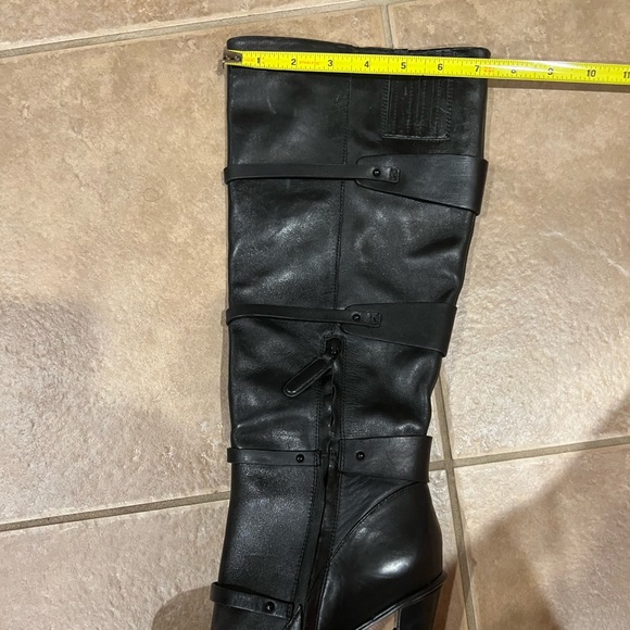 BCBG MaxAzria knee high leather boots - Picture 7 of 8
